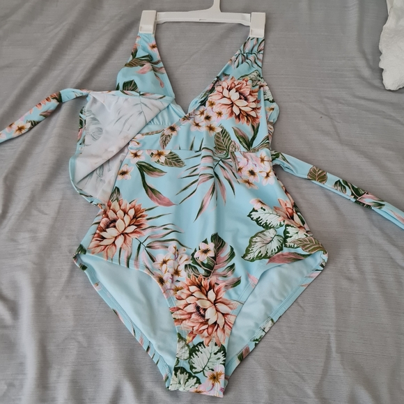 Kona Sol-Wrap-Front High Coverage One Piece Swimsuit,light blue Tropical Print - Picture 8 of 11